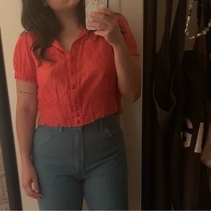 Cropped collared button up